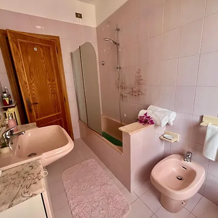 Novella Dimora, Nel Cuore Di Costano