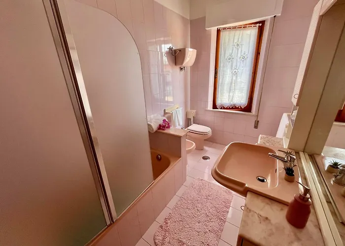 Novella Dimora, Nel Cuore Di Costano